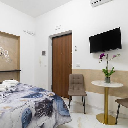 Eralight21 Apartments Bari Exterior photo